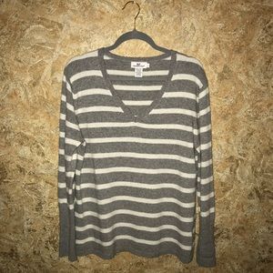 Vineyard Vines striped sweater